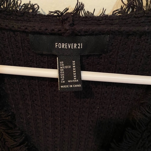 Cute crop sweater - Picture 3 of 4